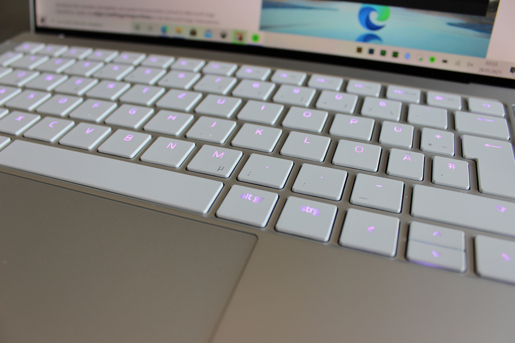 Die Tastatur bietet viele Beleuchtungs-Modi, die sich per Software einstellen lassen.